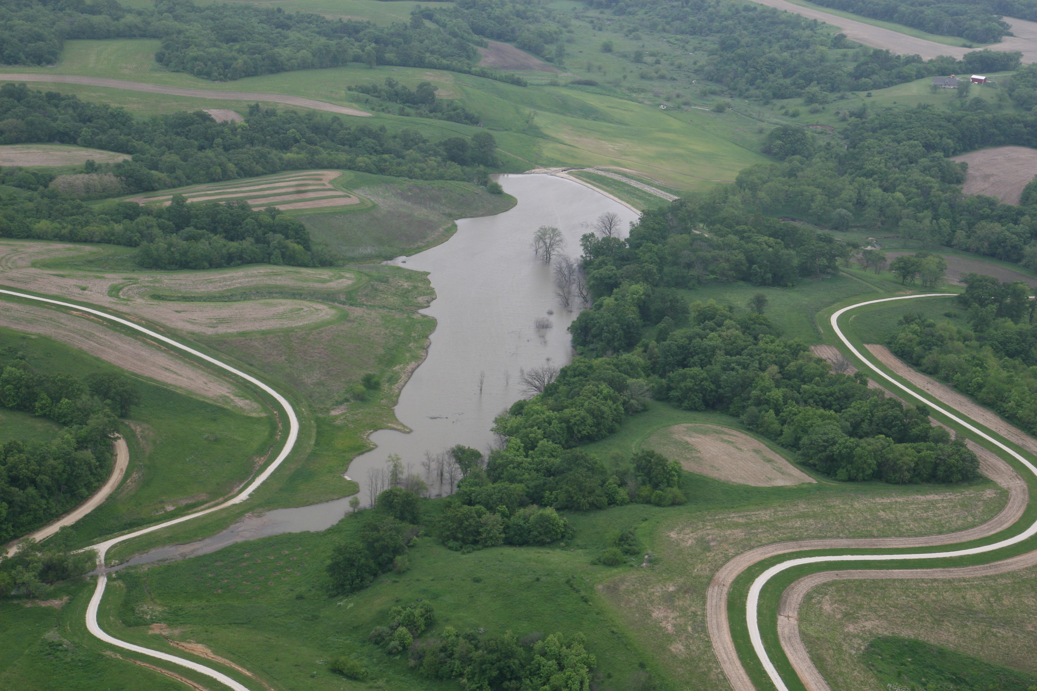 PRICE DROP ON KNOX 100 ACRES WITH LAKE